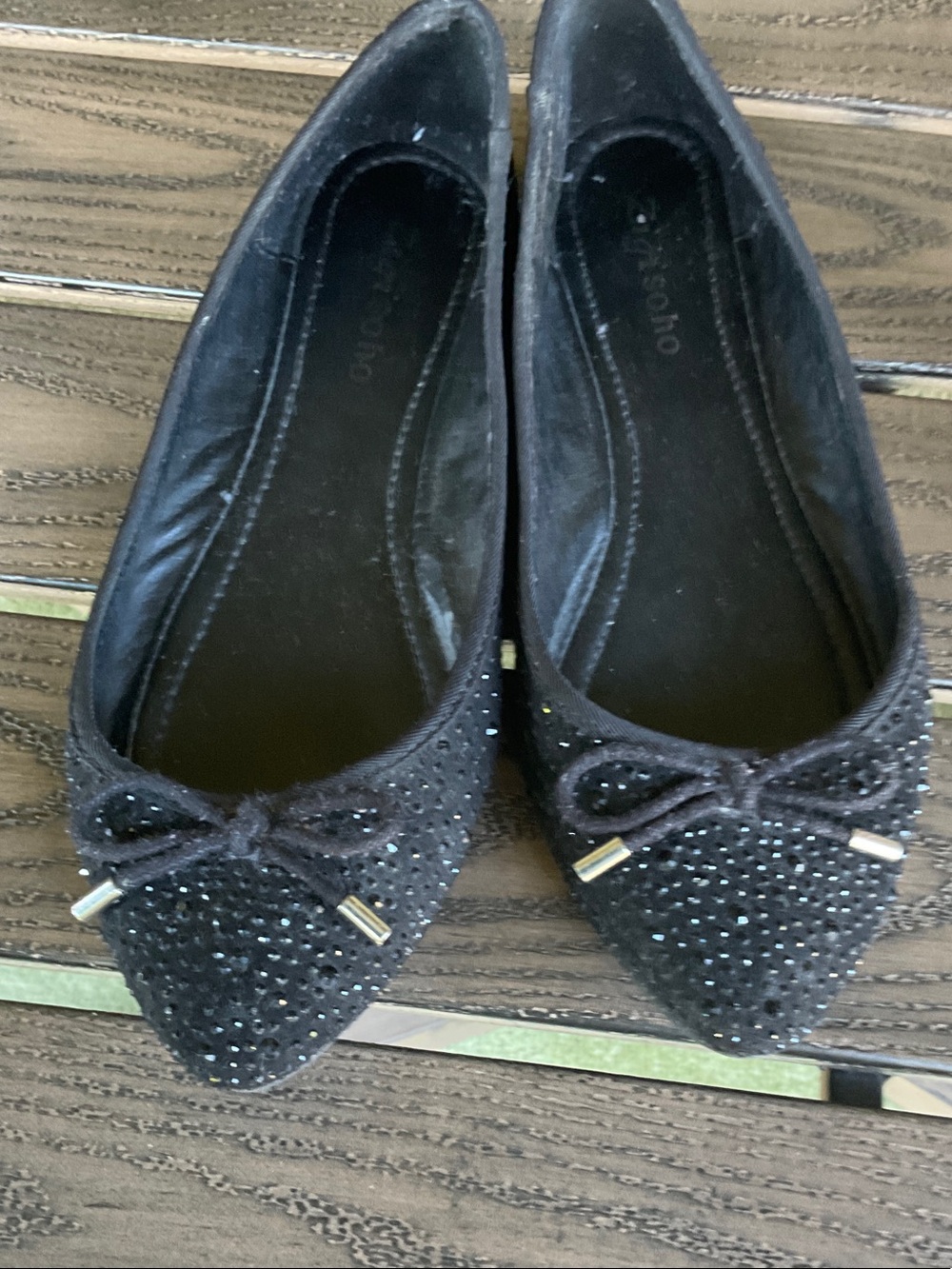 Zigi Soho Black Pointed Toe Bow & Studded Ballet Flats